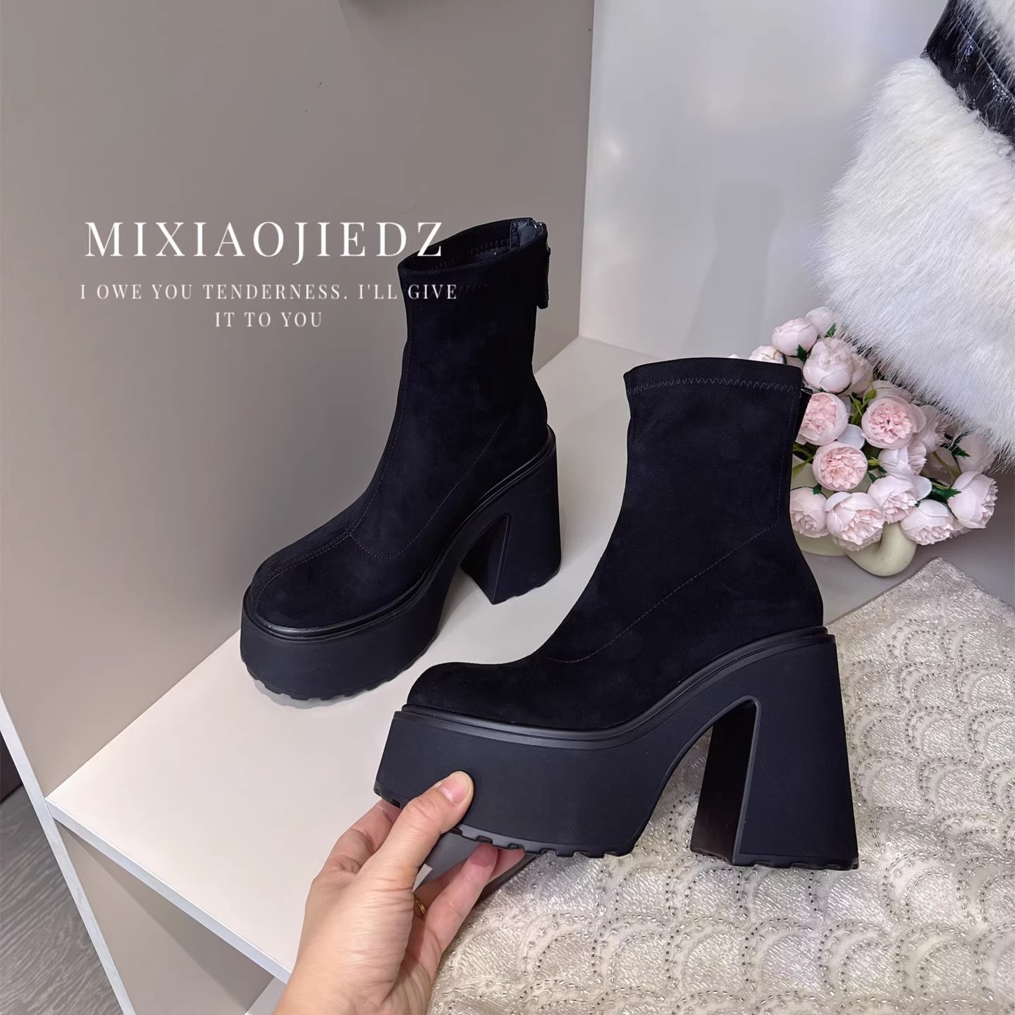 2025新款气质高跟短靴圆头时装靴小个子不累脚防水台弹力瘦瘦靴女