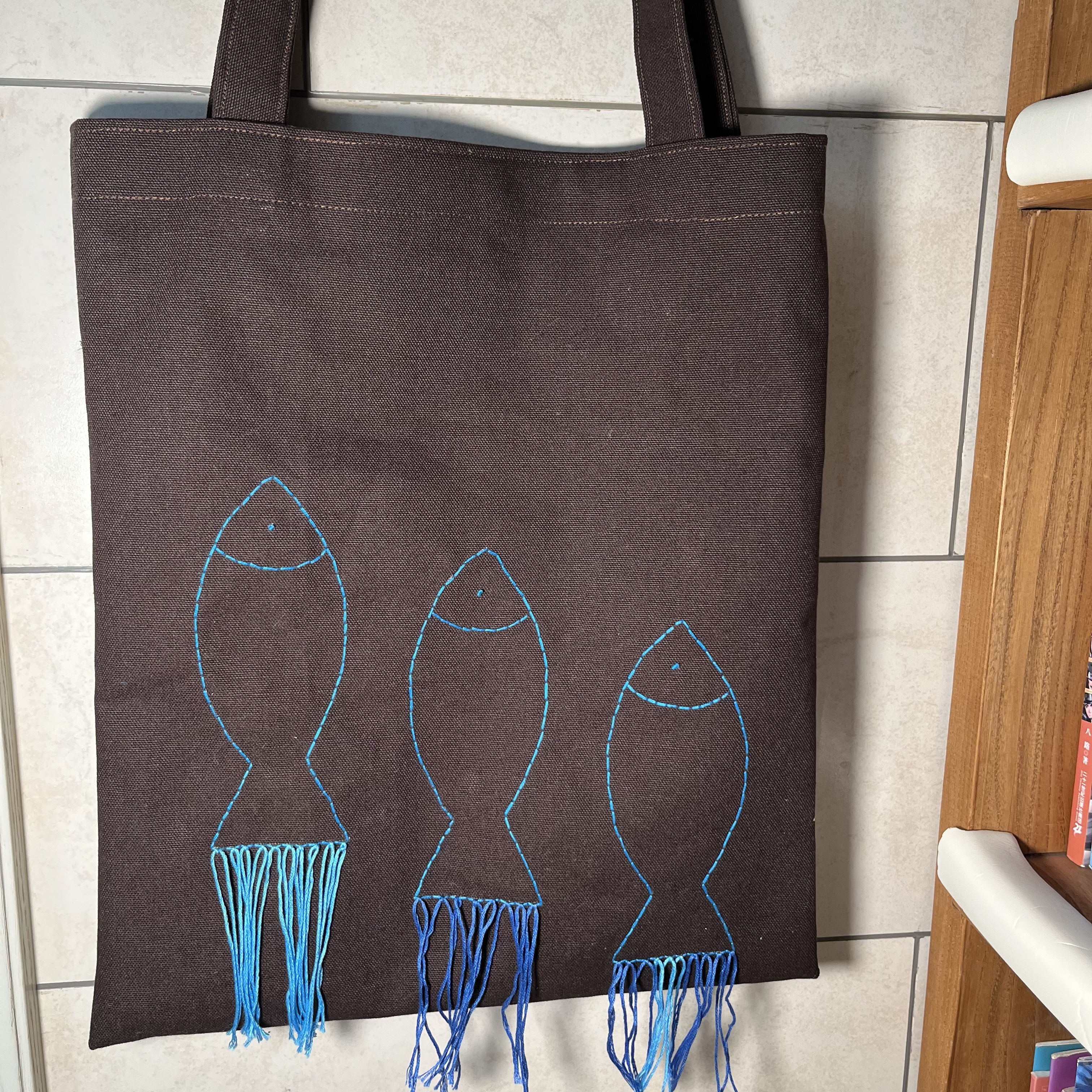 指尖拾光 纯手工刺绣帆布包 纯棉文艺美拉德女包 小鱼流苏单肩包,箱包皮具/热销女包/男包,时尚帆布包,淘宝优惠券,粉丝福利购,淘宝优惠卷