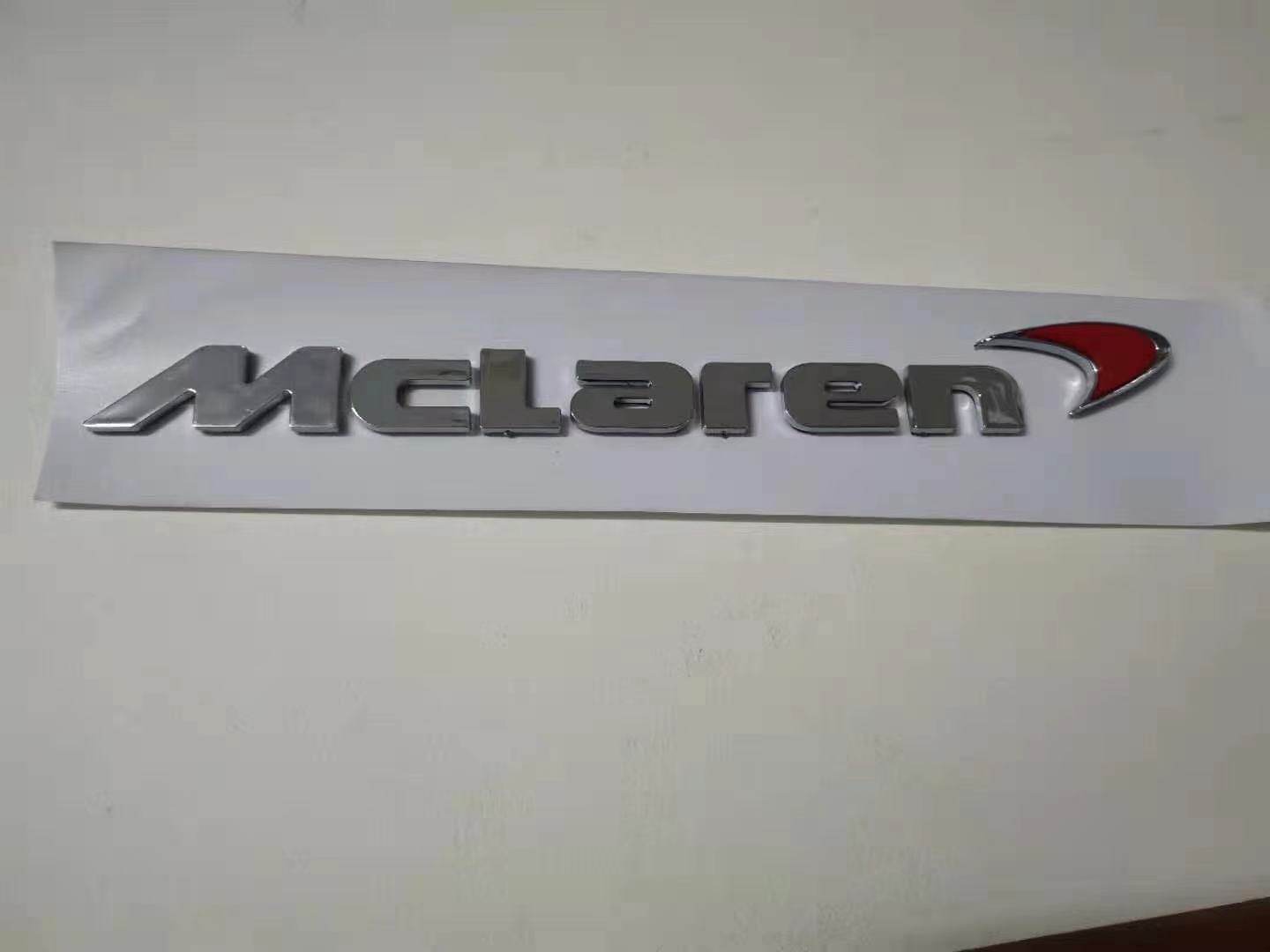 迈凯轮650s后机盖标 后盖标 字母标 后杠标志mp4  12c尾盖标 后标