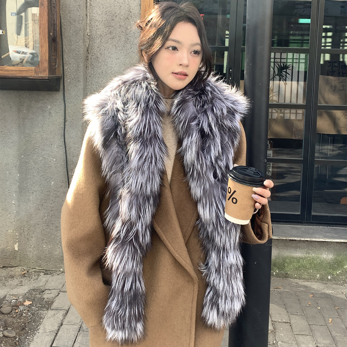 进口狐狸毛银狐皮草披肩斗篷女秋冬季高级感保暖加厚气质真毛围巾