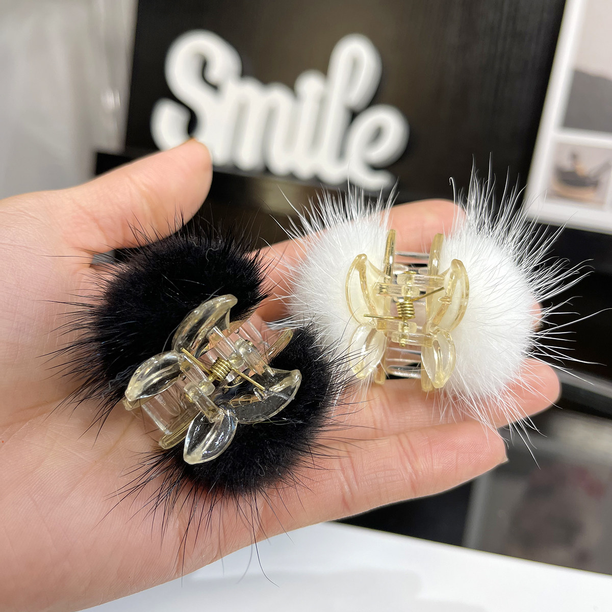 可爱小毛球发抓真水貂毛抓夹韩国ins毛绒球球夹子碎发毛毛发饰女