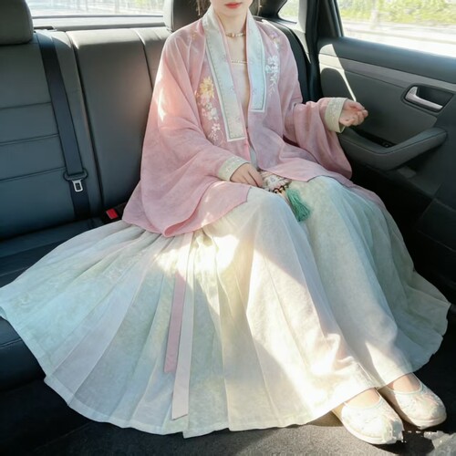 大码汉服女胖MM200斤明制绣花对交领琵琶袖新中式齐腰百褶裙春秋