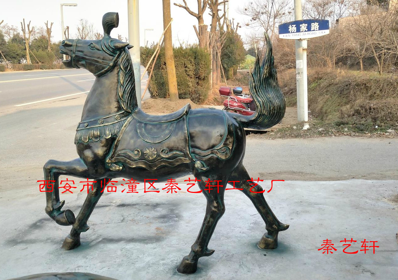兵马俑工厂定制产品1.8米唐马树脂材质木箱包装 酒店园林广场摆设