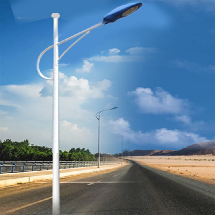 城市智慧路灯多功能带监控led屏充电桩路灯太阳能高杆路灯杆 定制