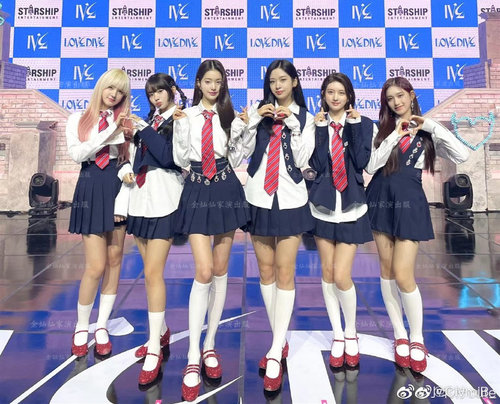 金灿灿2022衬衫制服学院风