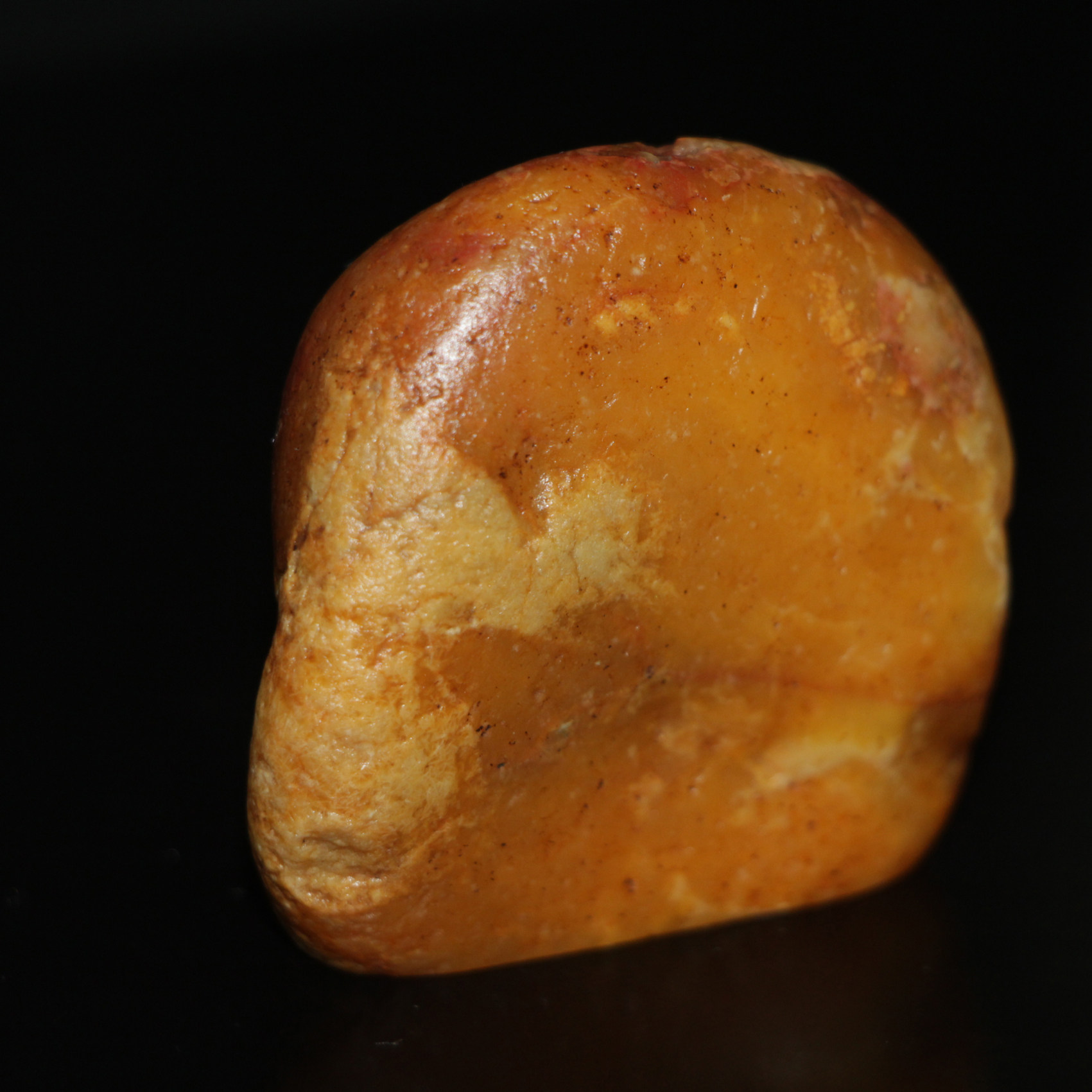 1.8&times;4.1溪蛋田黄随形章今古堂天然原石中国寿山田坑石刻章雕摆件