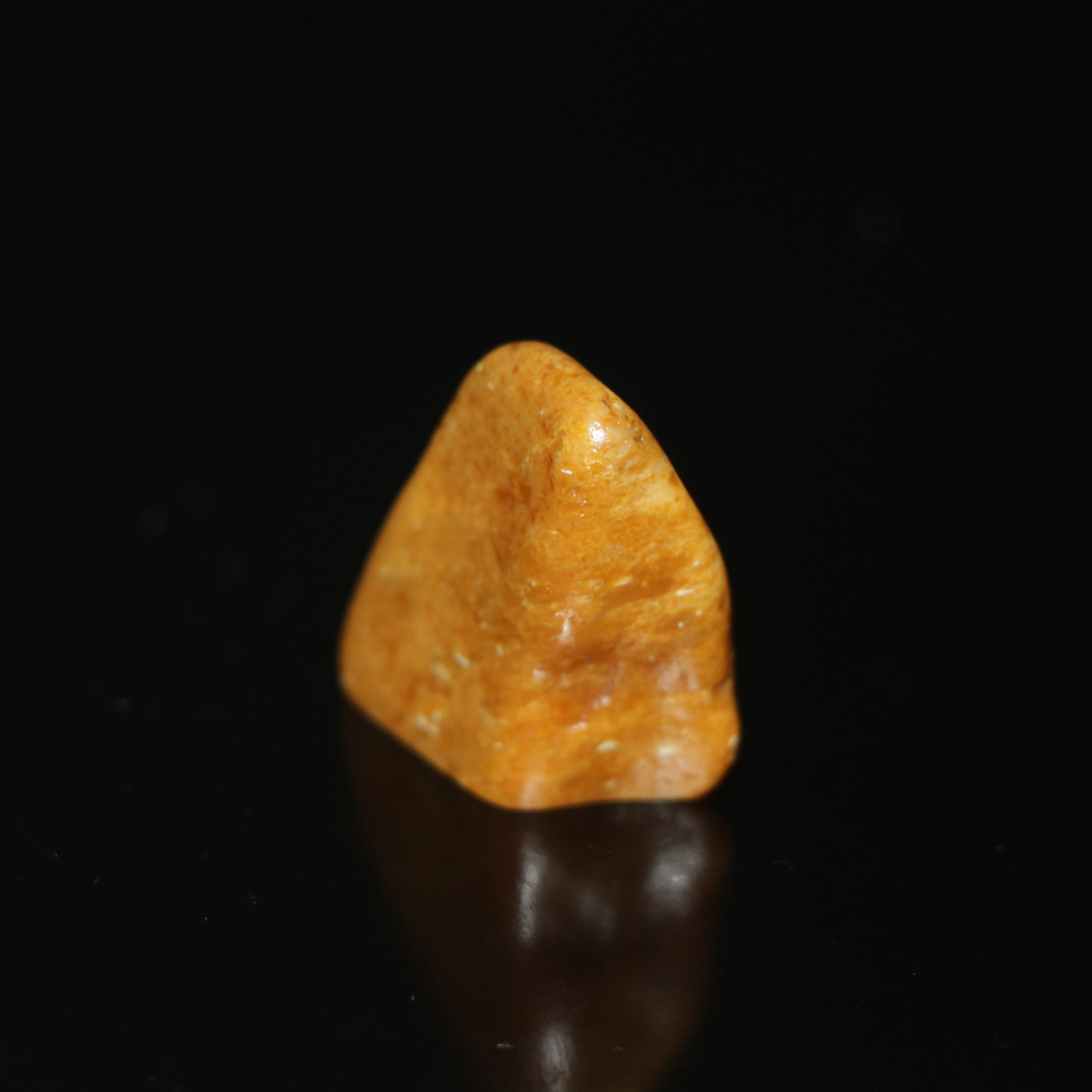 田黄石自然形印章三角形新款原石随形章今古堂上新款正宗寿山籽料