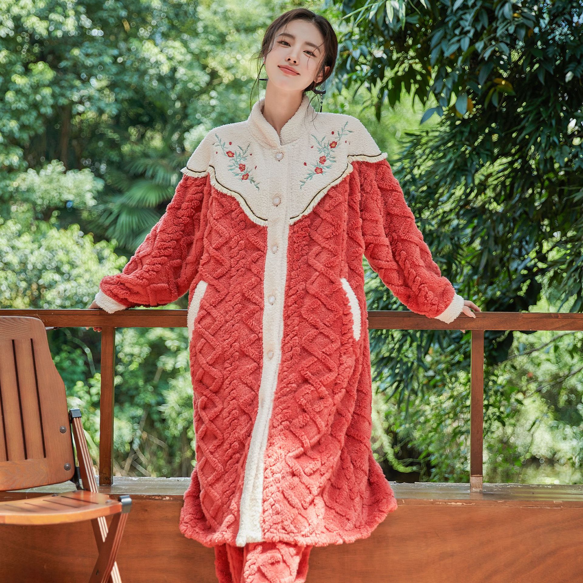 新中式国风睡衣女秋冬款加绒加厚珊瑚绒睡袍柔软家居服套装可外穿