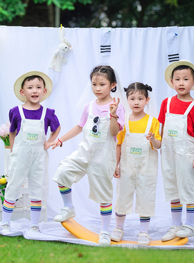 儿童糖果色T恤白色背带裤演出服幼儿园亲子舞蹈服合唱服啦啦队服