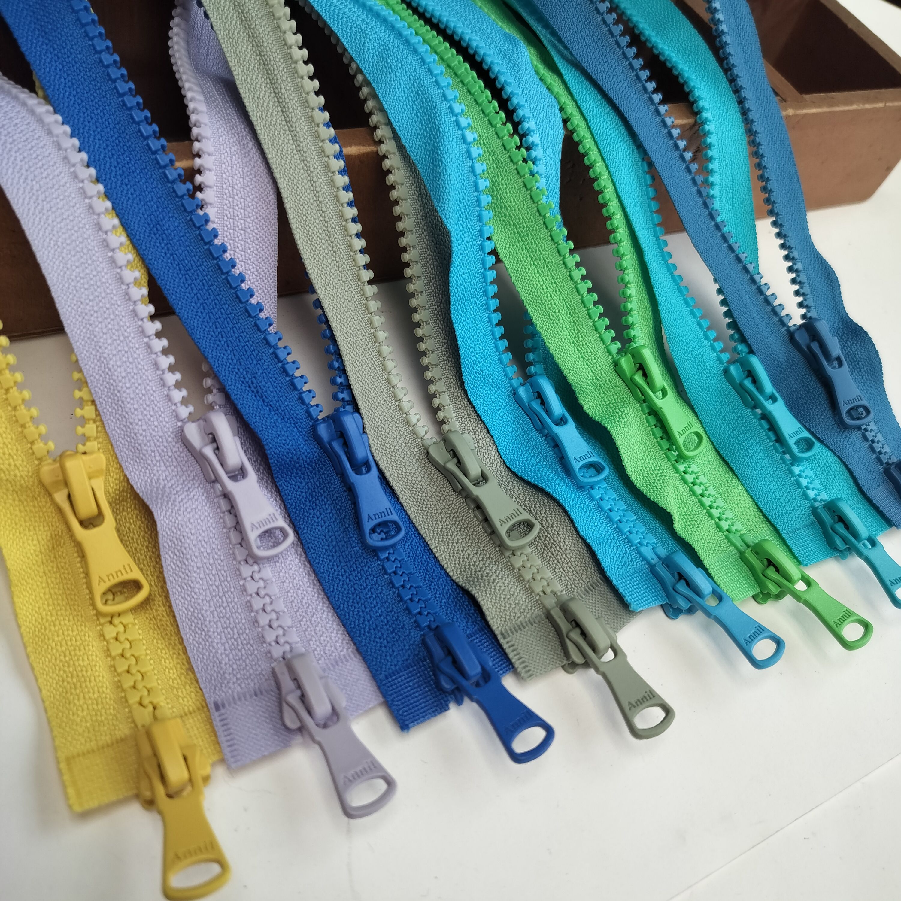 SBS/华盛达 5号树脂拉链 90cm/75cm 羽绒服棉服拉锁 满29包邮716