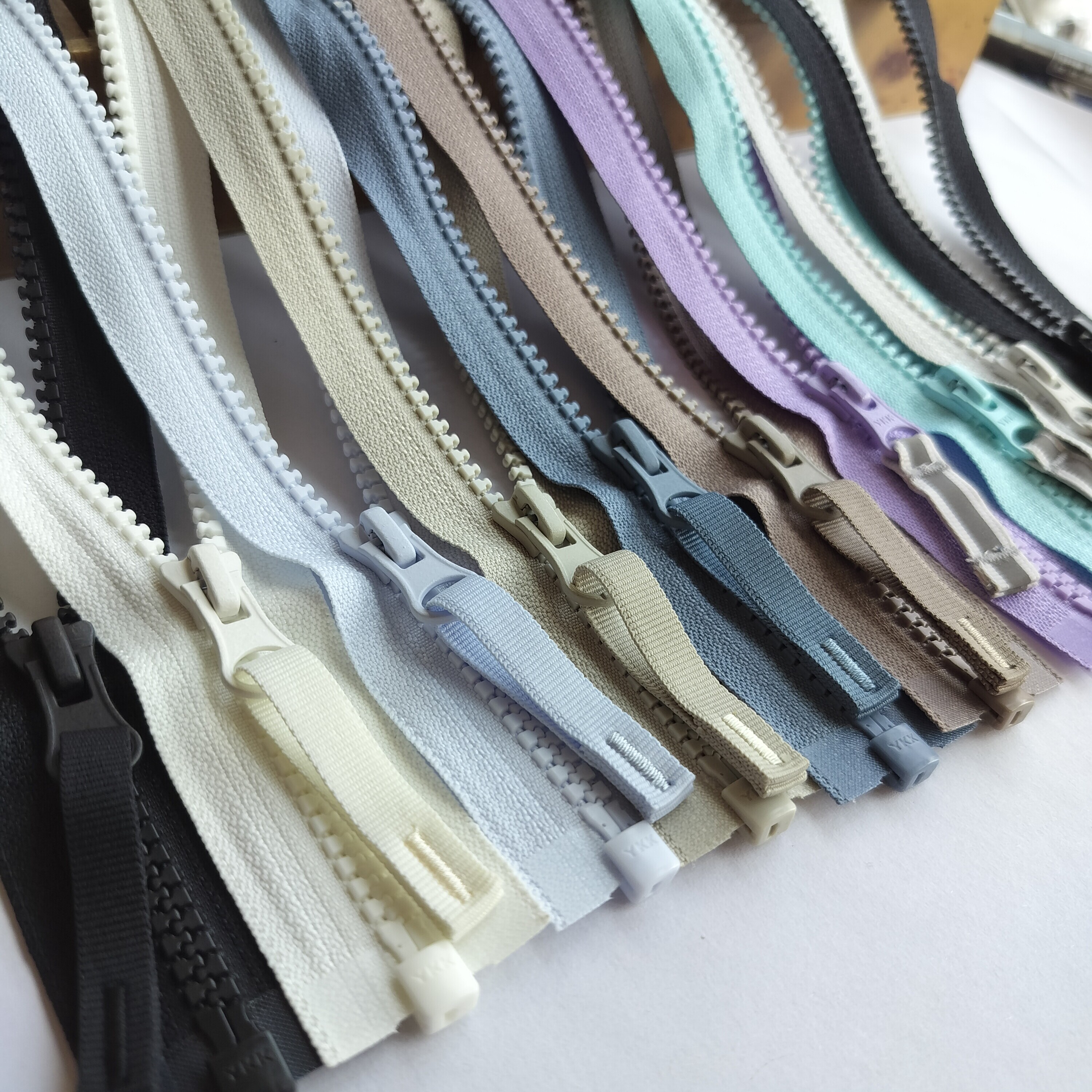 ykk5号树脂拉链 单头开尾拉锁 外套羽绒服拉链 满29包邮862图片