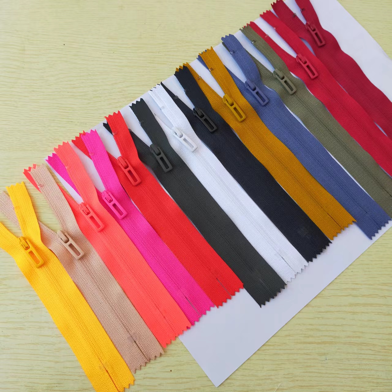 sab3号尼龙闭尾口袋拉链 13/15/17等尺寸短拉链满29包邮〈436补