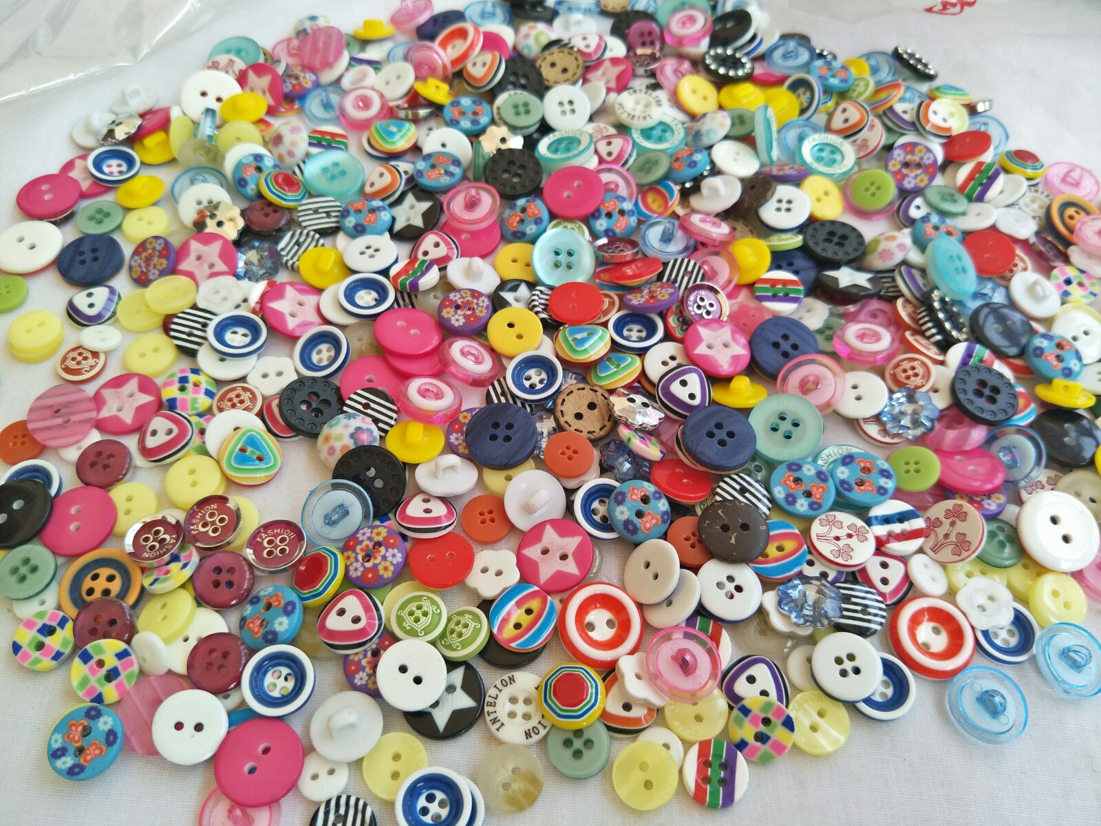 包邮300颗可爱衬衫扣童装扣子