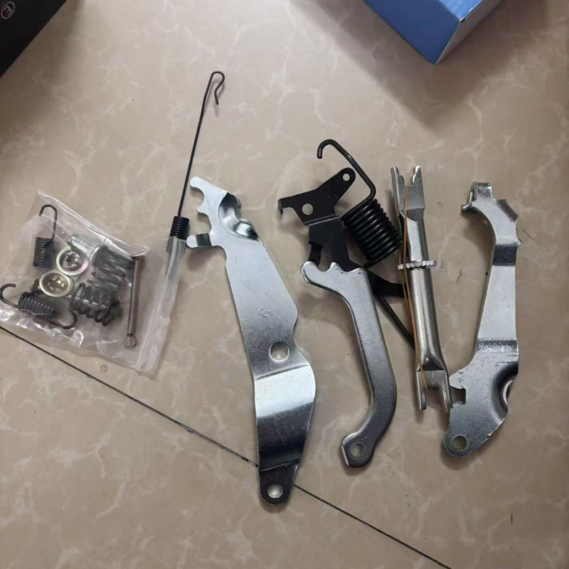 适配金杯大海狮吉利E6新海狮九龙海格调整螺丝福田G7后刹车修理包