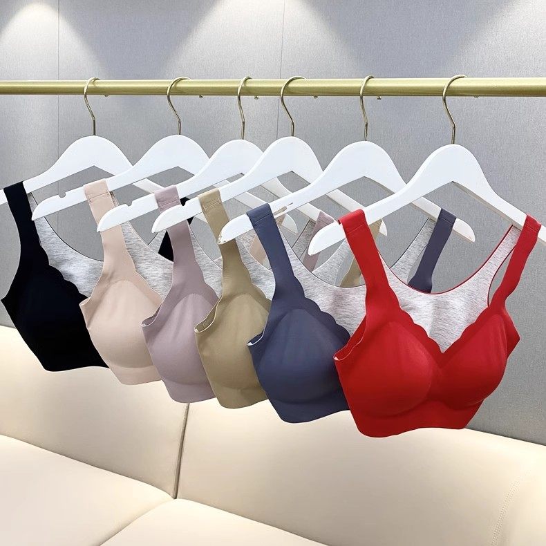 秋冬女士纯色无痕内衣宽肩带无钢圈莫代尔文胸舒适保暖背心式胸罩