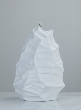 现代简约树脂花器，米兰时尚家居