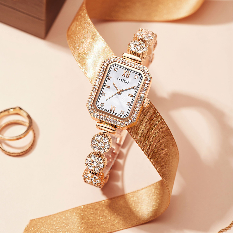 女士手表职场轻奢满钻手链表小众高级感石英表创意高颜值广州腕表