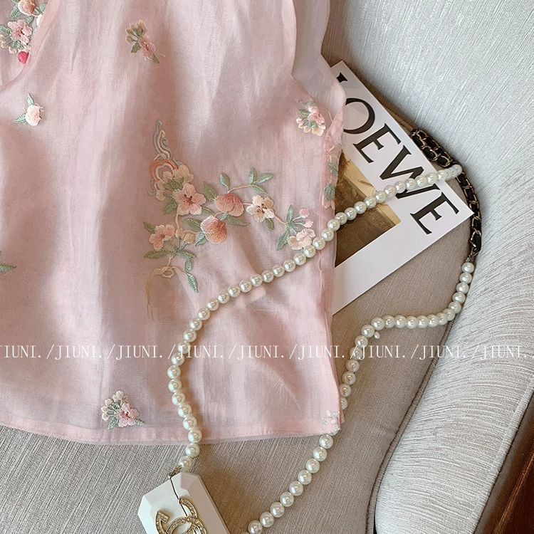 粉色新中式国风刺绣马甲女夏薄款高级感甜美减龄气质无袖背心上衣