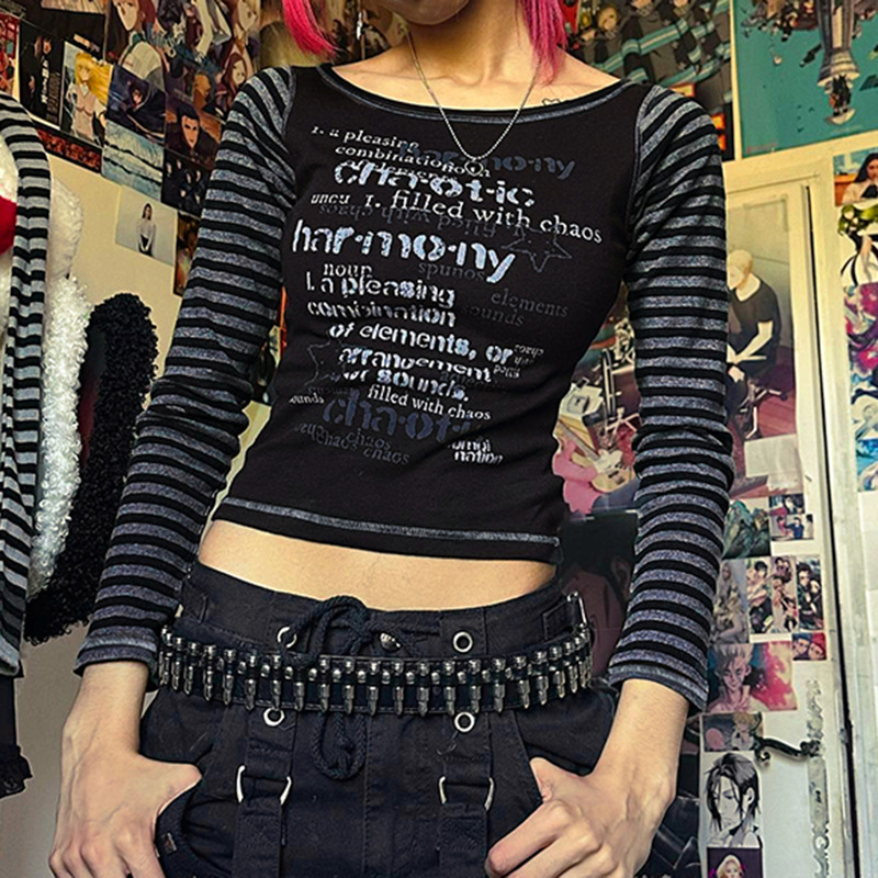 暗黑少女风字母印花撞色条纹拼接