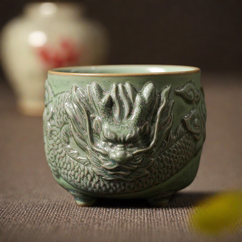 青瓷浮雕龙主人杯茶盏中式手工品茗杯内壁拉丝翡翠绿茶碗普洱杯
