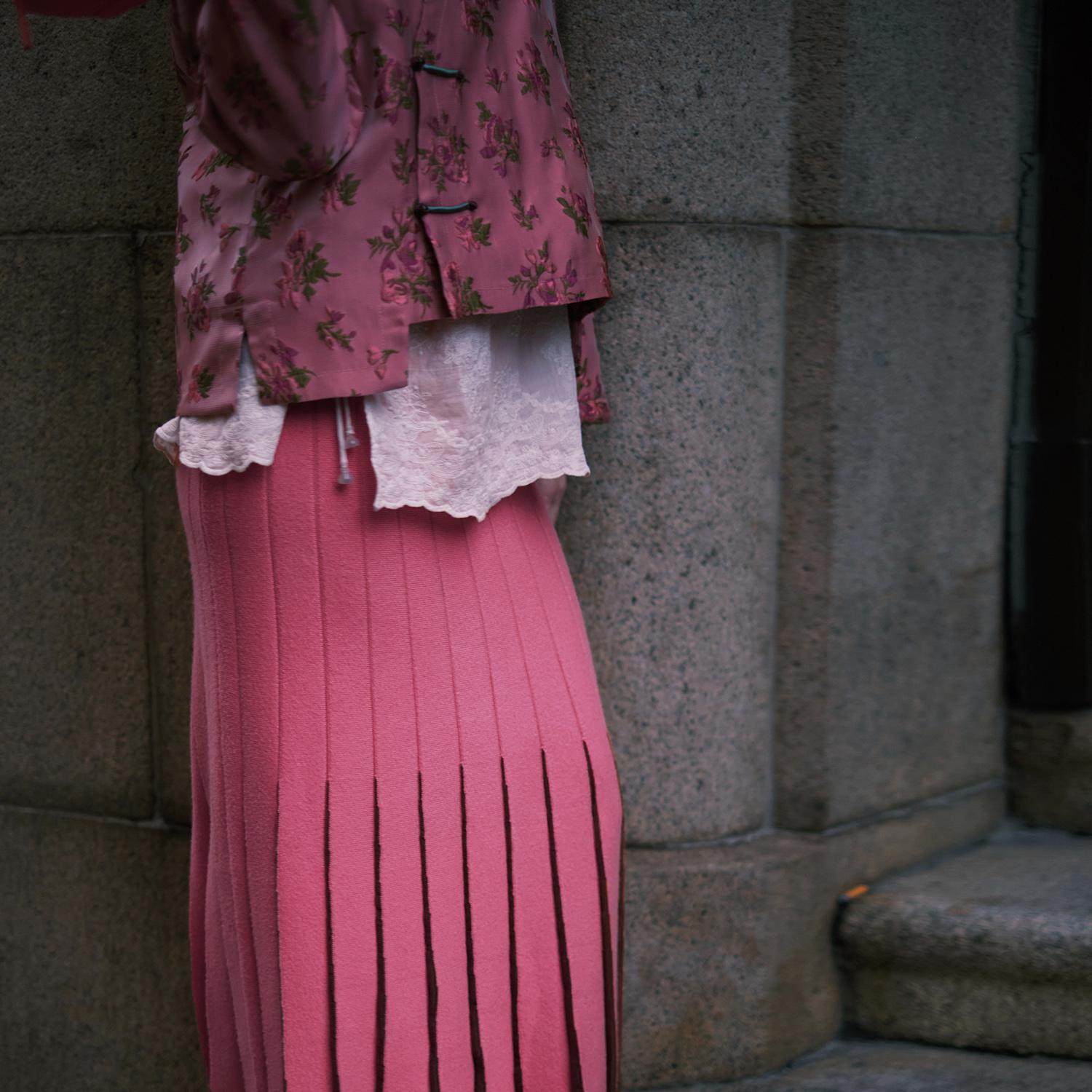 粉玫瑰拼金棕色毛织长半裙