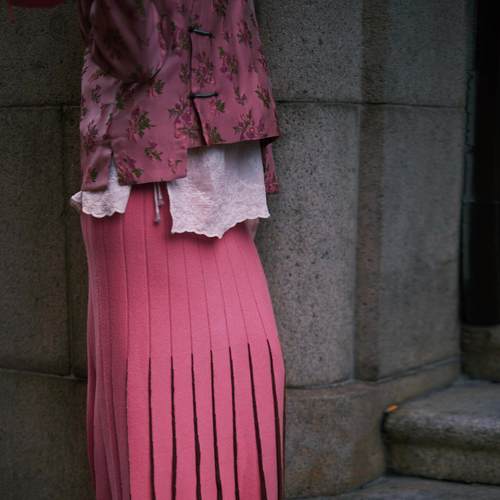 粉玫瑰拼金棕色毛织长半裙