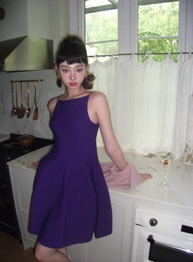 Bettychow 绛紫色毛织吊带蓬蓬连衣裙夏季方领修身版型A字中长裙