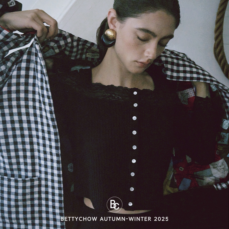 羊毛针织蕾丝打底衫法式黑色