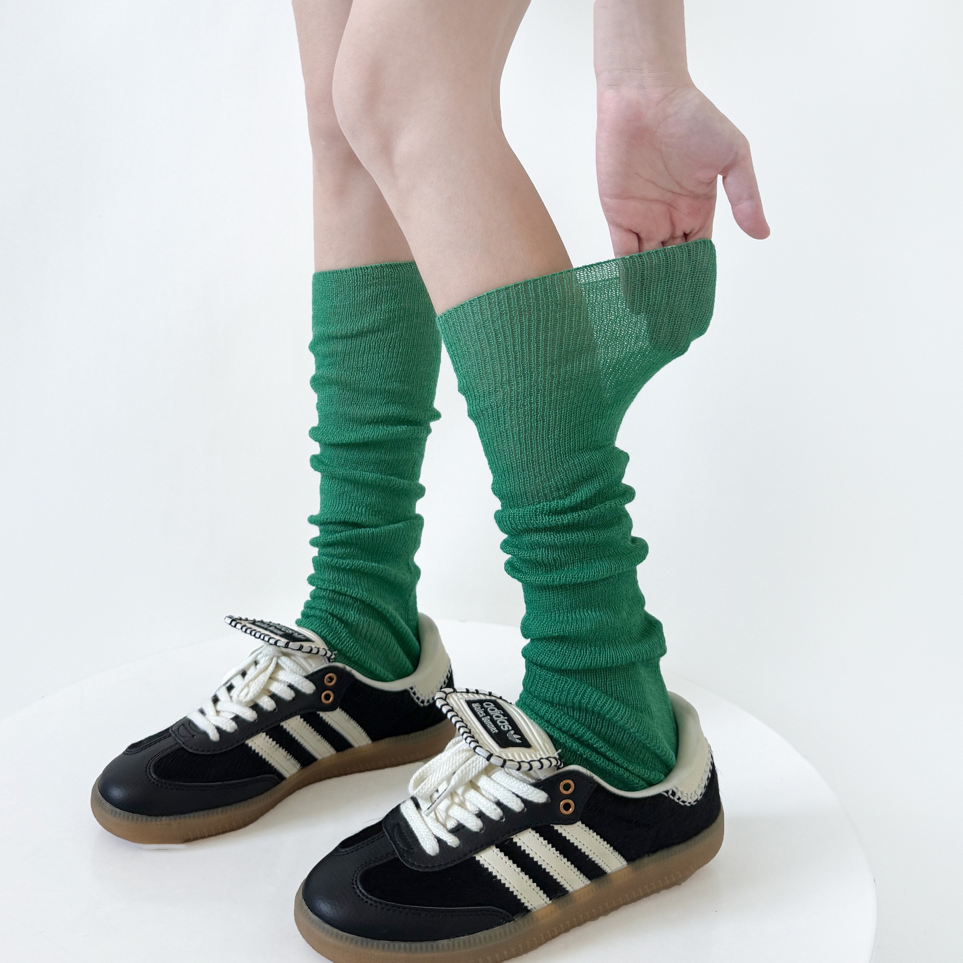 长筒显瘦细条纯色简约袜套