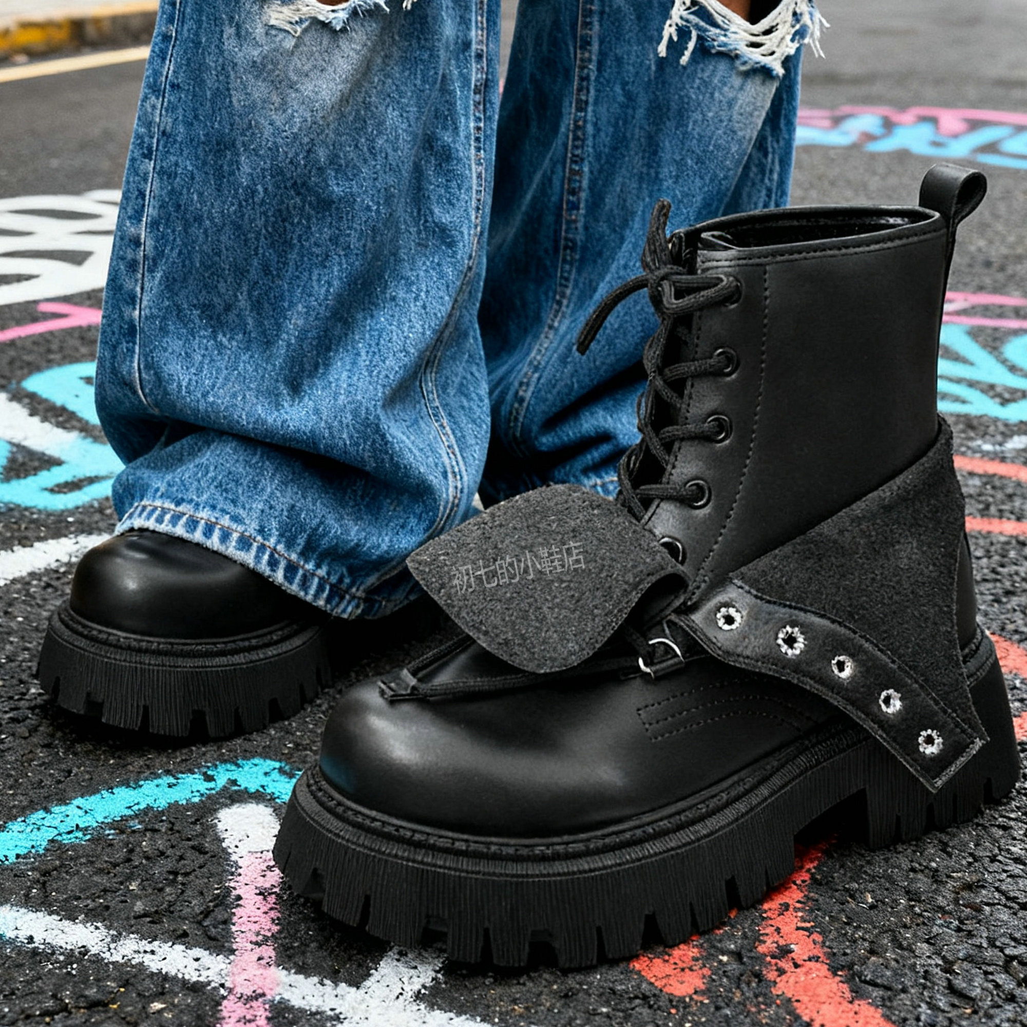 小众马丁靴男鞋黑色高帮欧美痞帅设计厚底增高白色潮靴机车工装靴