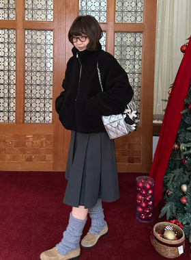 Our2【黑巧克力】2025新款时尚秋冬翻领黑色百搭保暖毛绒外套上衣