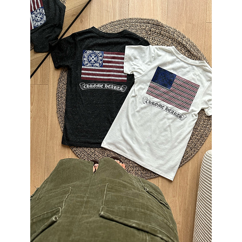 Our2设计感美式正肩修身T恤女上衣夏季2025收腰印花短袖V领打底衫