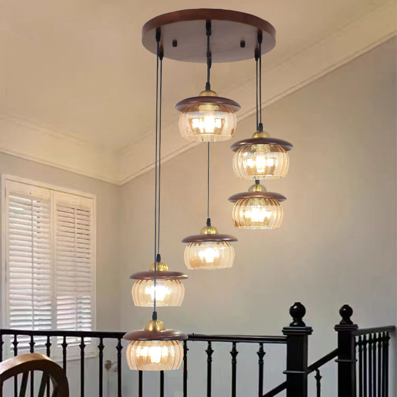 中古公寓复式楼客厅餐厅楼梯吊灯