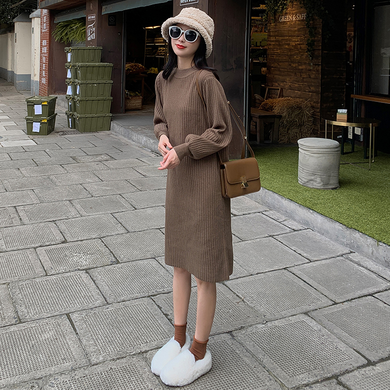 慵懒风外搭针织连衣裙女宽松2026秋冬加厚中长款过膝毛衣裙打底衫