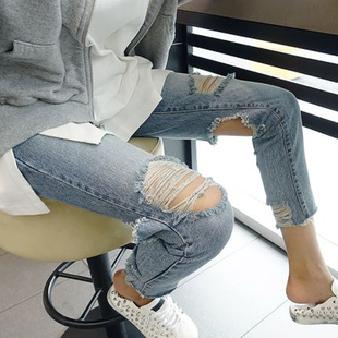 女宽松显瘦chic小脚铅笔裤 胖mm高腰破洞九分牛仔裤 潮 大码 春夏韩版