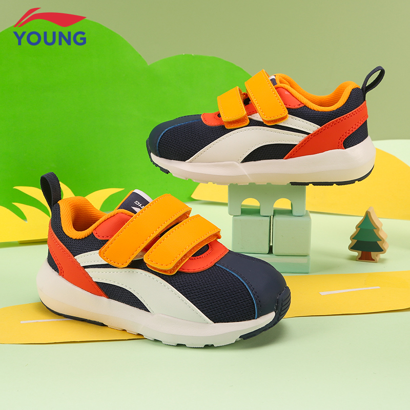 李宁网面透气魔术贴儿童运动鞋