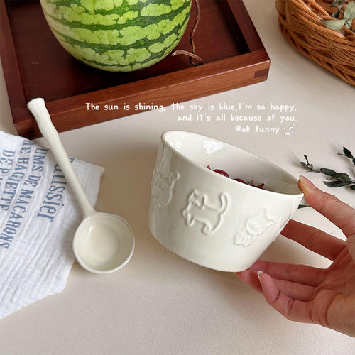 可爱陶瓷餐具卡通浮雕家用米饭碗