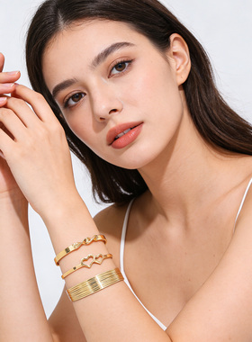 欧美时尚金属线条叠戴手镯三件套