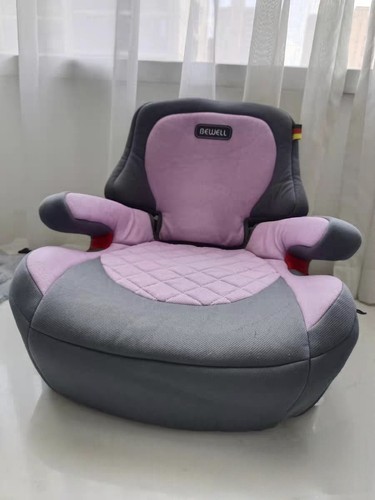 Bewell儿童安全座椅3-12岁增高座椅通用大童车载坐垫包邮9成新
