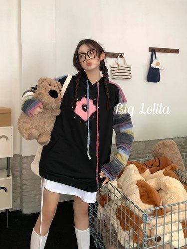 大萝莉大码多巴胺穿搭连帽卫衣女秋款设计感彩色针织微胖长袖上衣