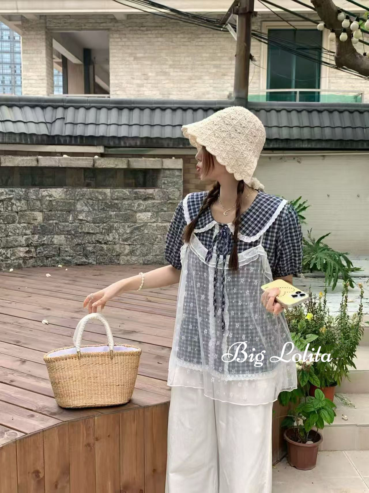 【格蕾舞曲】大码女装胖MM200斤蕾丝吊带娃娃领格子短袖衬衫套装