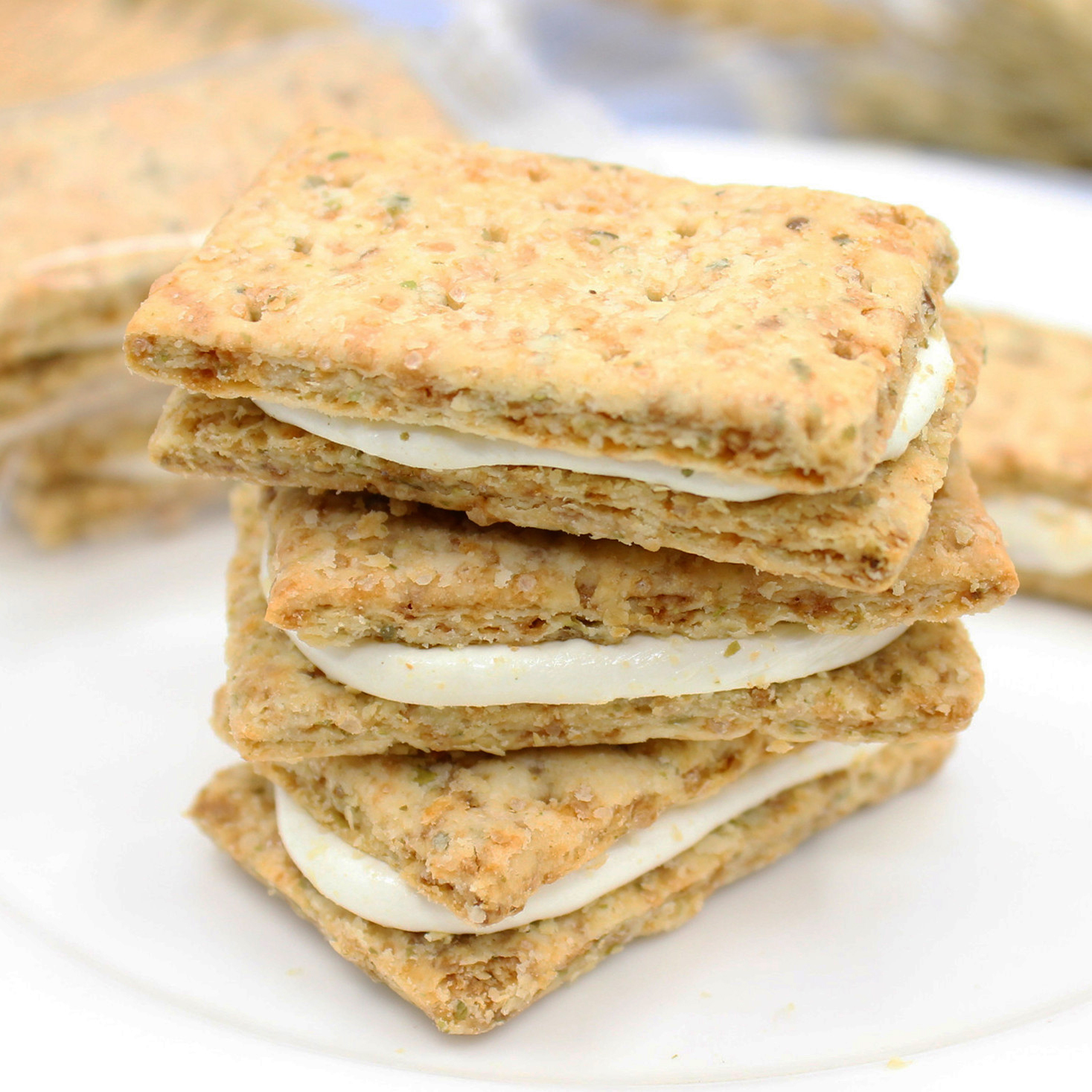 万丹古早味香葱牛轧糖饼干夹心方块酥手作牛扎饼台湾风味网红零食