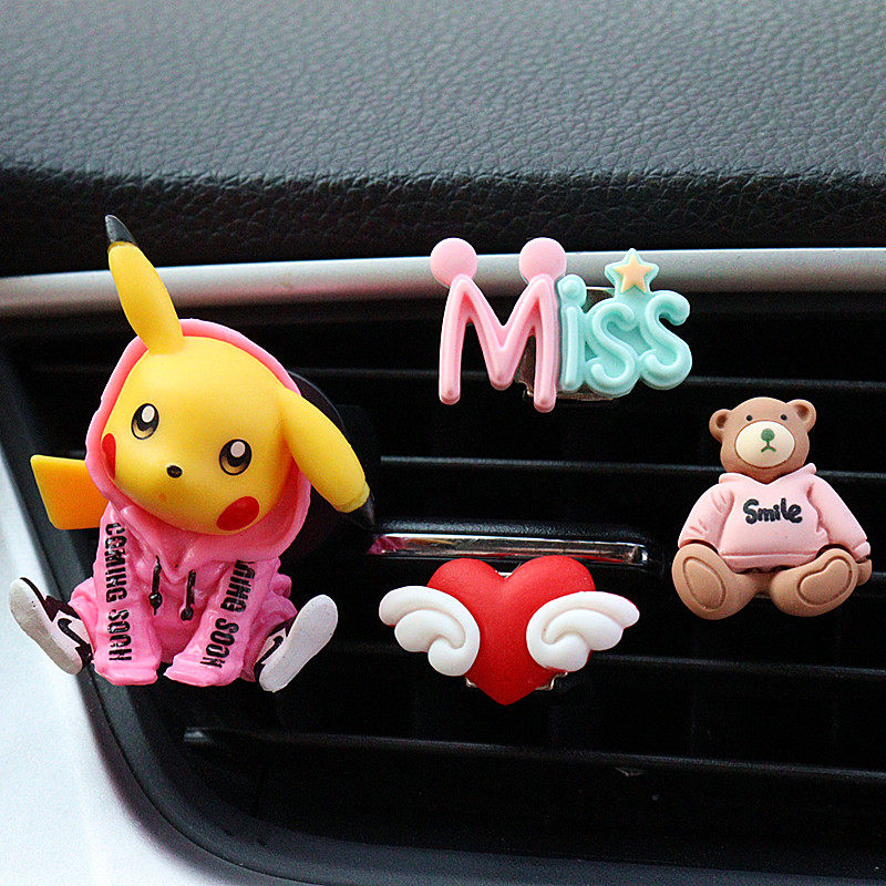 皮卡丘汽车出风口装饰高档车载香薰可爱公仔车内饰品摆件女神香氛