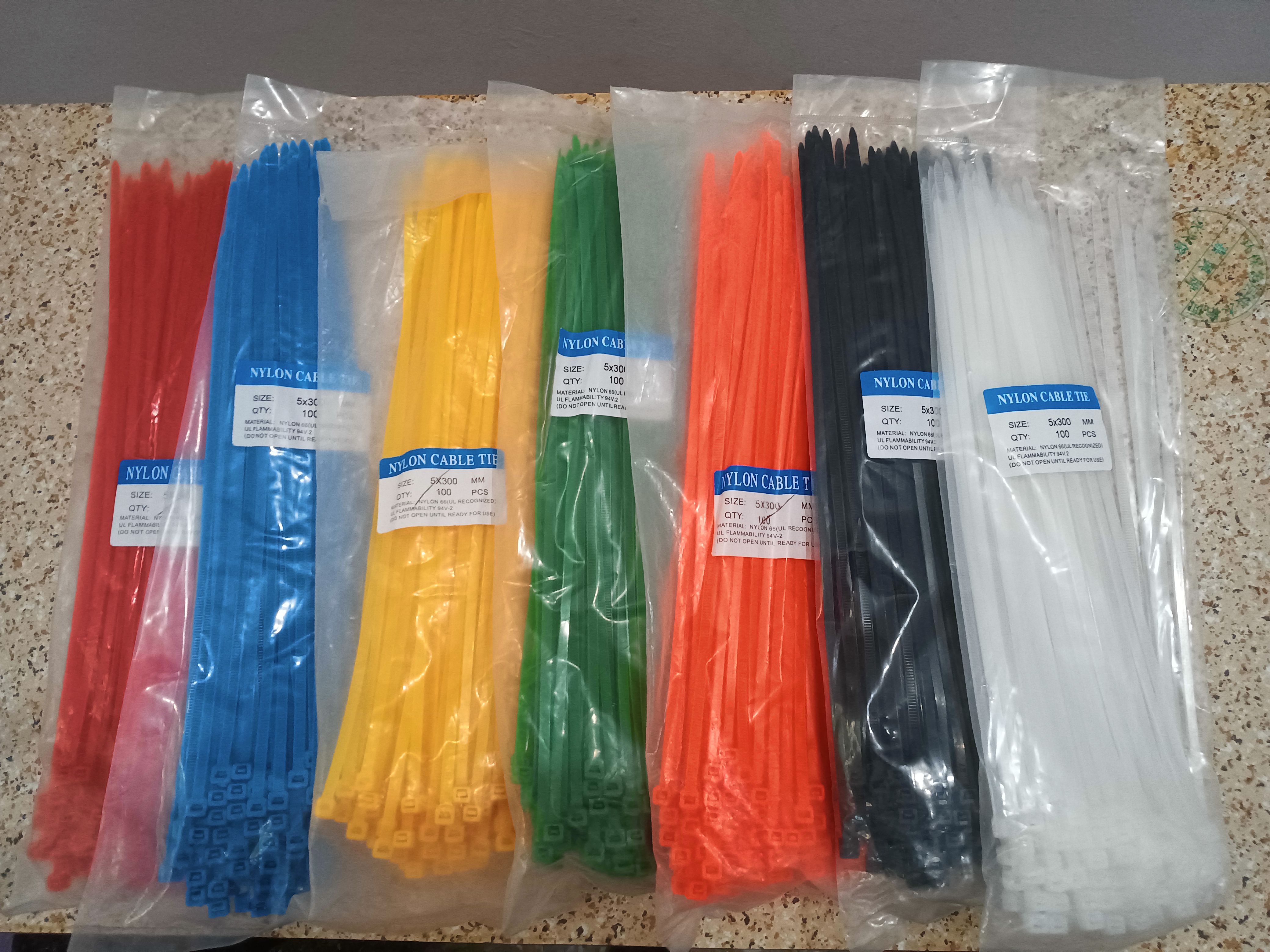 5*300mm尼龙扎带彩色扎带捆扎索带红绿蓝黄黑白灰橙色塑料