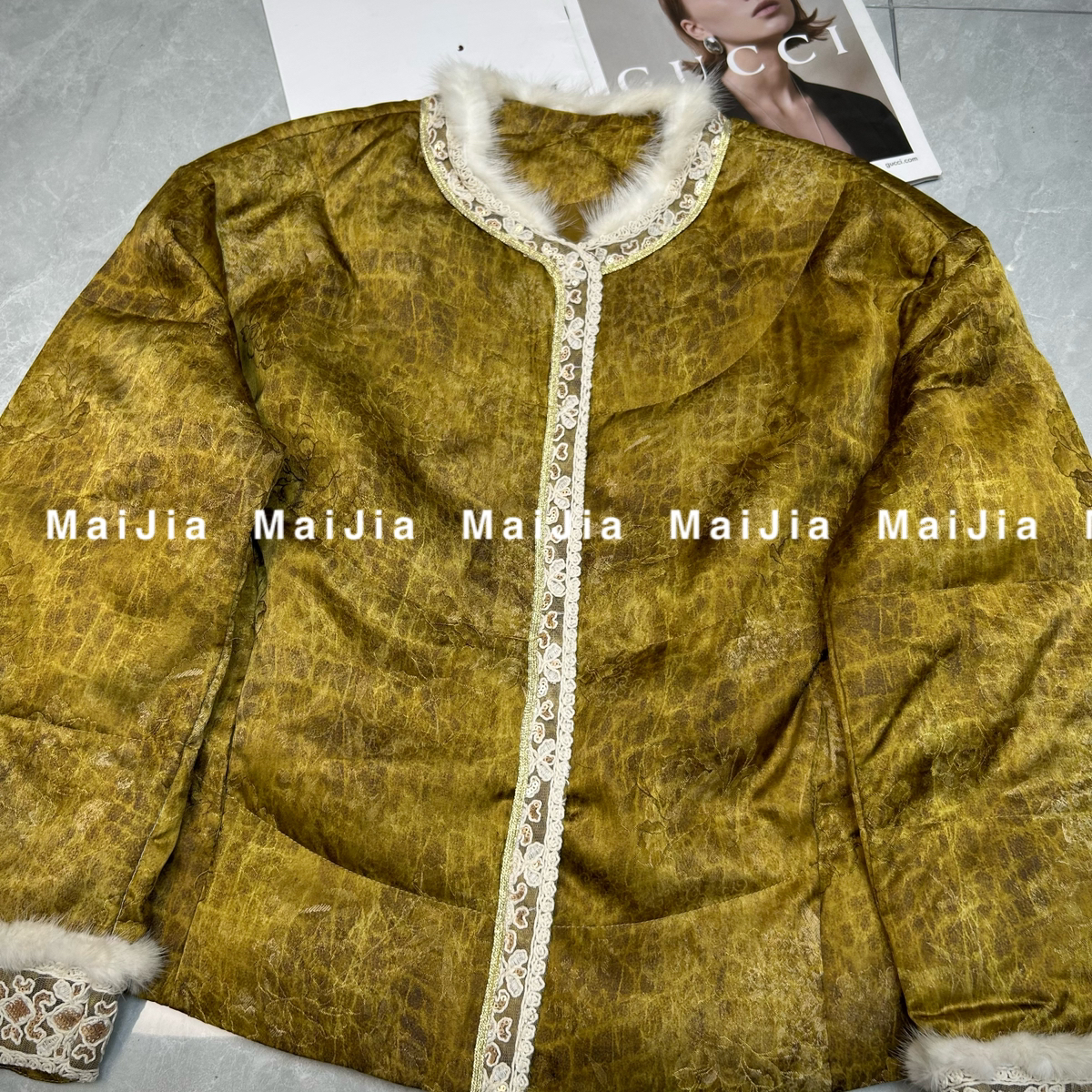 瑞瑞小众设计风拼接真水貂毛重工刺绣白鸭绒保暖羽绒服外套C199