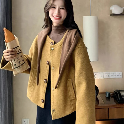 瑞瑞冬上新披肩外套短外套配披肩含10羊毛羽绒内胆A6635