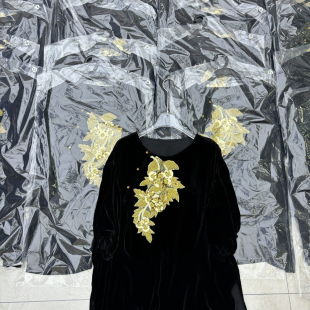 WX42 YS11 瑞瑞家26年春款 真丝丝绒重工刺绣上衣小衫