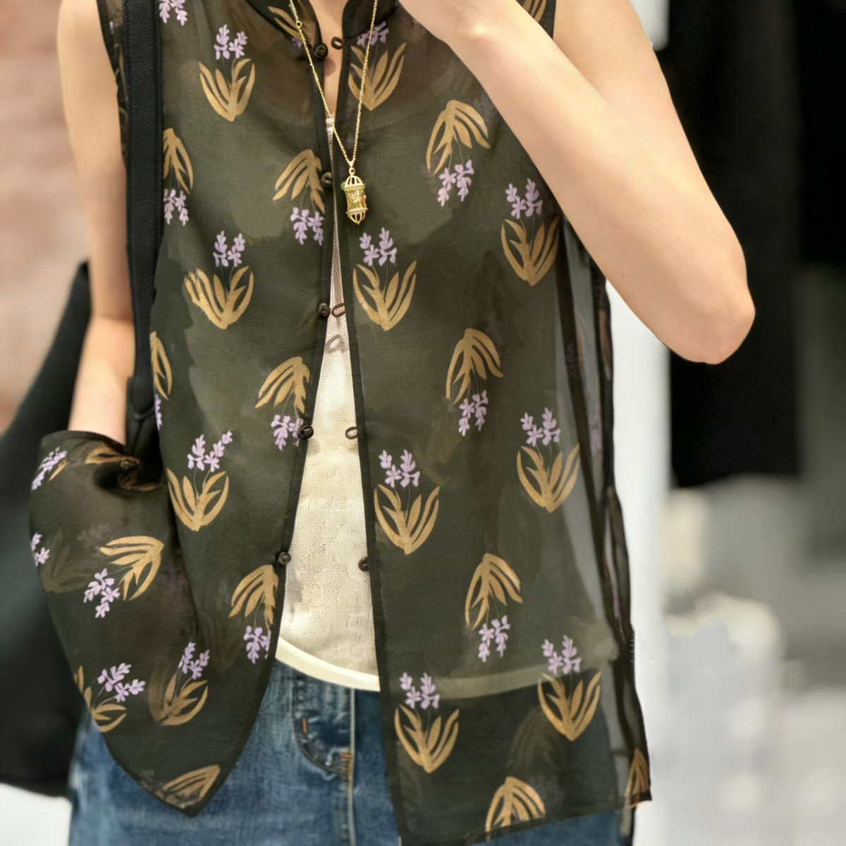 瑞瑞感双面印花真丝欧根纱面料微透肌理自带高级感上衣小衫75206