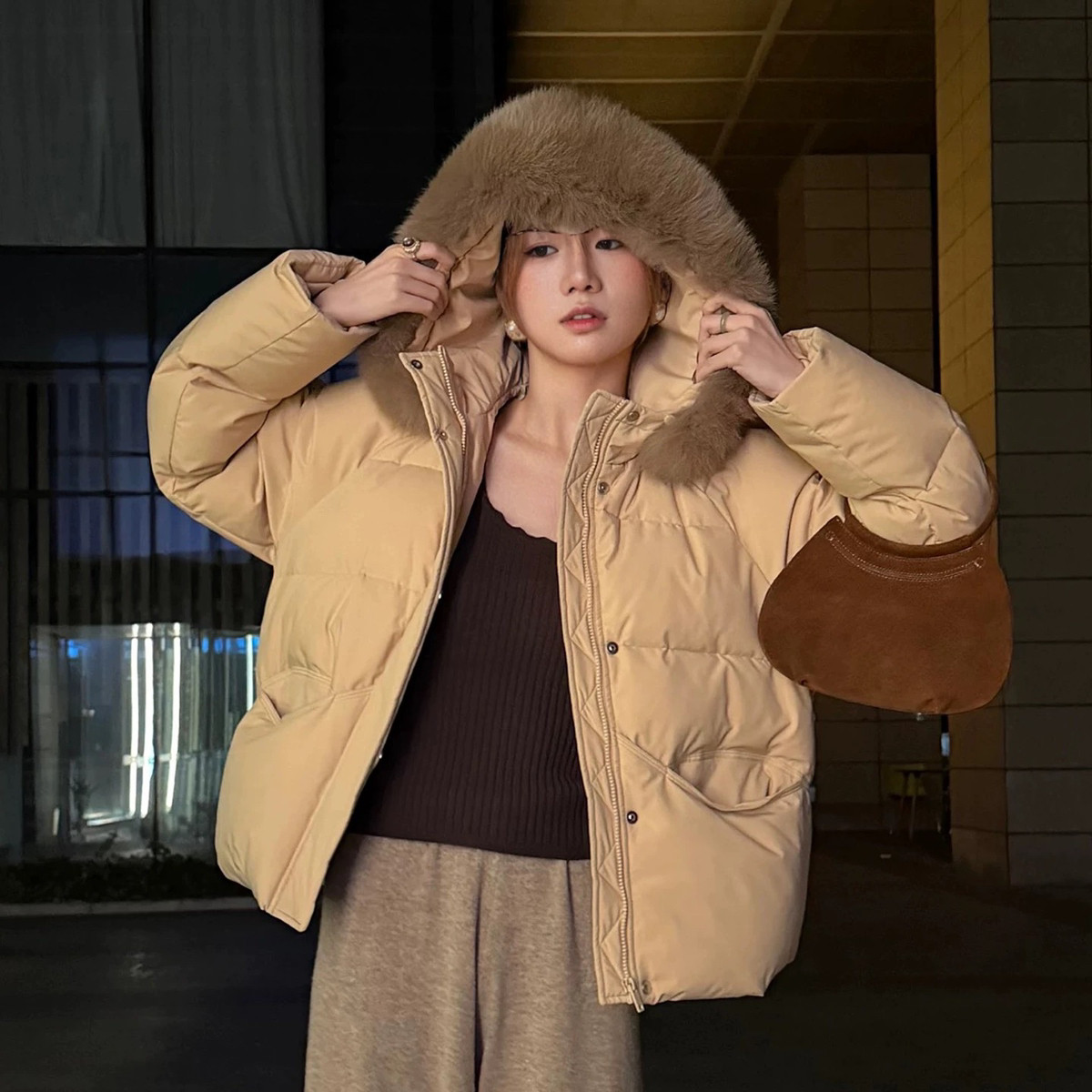 瑞瑞家连帽百搭休闲保暖羽绒服外套(配可拆卸真狐狸毛毛领)6823,女装/女士精品,羽绒服,淘宝优惠券,粉丝福利购,淘宝优惠卷