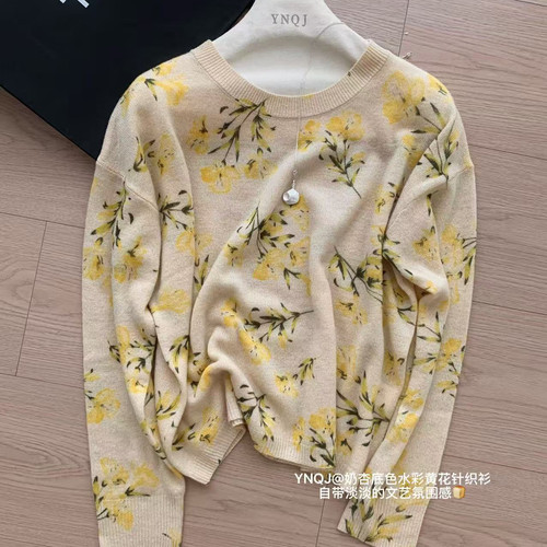上新韩系温柔水彩花卉印花圆领长袖保暖毛衣（新100羊毛）L10053